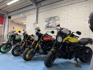 【秘策】理想のZ900RSを確実に手に入れるなら「ネット」より「店頭」！？在庫急増中です！